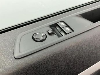 Vauxhall Vivaro Life 100kW Ultimate L 50kWh 5dr Auto