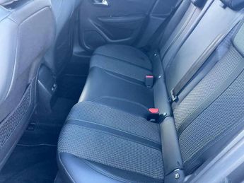 Peugeot 208 1.2 PureTech 100 GT 5dr EAT8