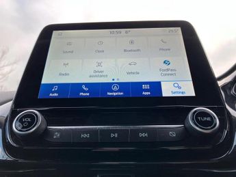 Ford Puma 1.0 EcoBoost Hybrid mHEV Titanium Design 5dr DCT