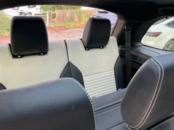 Land Rover Discovery 3.0 D250 R-Dynamic SE 5dr Auto