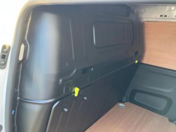 Citroen Berlingo 100kW 52kWh Van Driver Auto