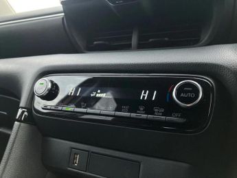 Mazda 2 Hybrid 1.5i Hybrid Select 5dr CVT