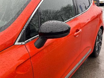 Renault Clio 1.6 E-TECH full hybrid 145 Techno 5dr Auto