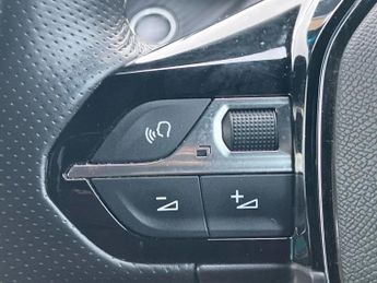 Peugeot 2008 100kW GT Premium 50kWh 5dr Auto