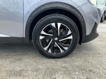Peugeot 2008 100kW GT Premium 50kWh 5dr Auto