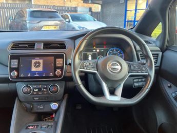 Nissan LEAF 110kW Acenta 39kWh 5dr Auto