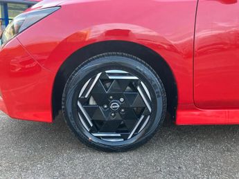 Nissan LEAF 110kW Acenta 39kWh 5dr Auto