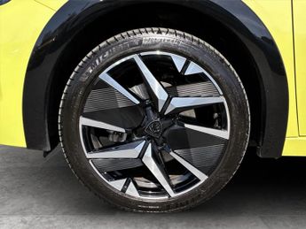 Peugeot 208 115kW GT 51kWh 5dr Auto