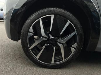 Peugeot 208 115kW GT 51kWh 5dr Auto
