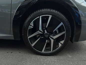 Peugeot 208 115kW GT 51kWh 5dr Auto