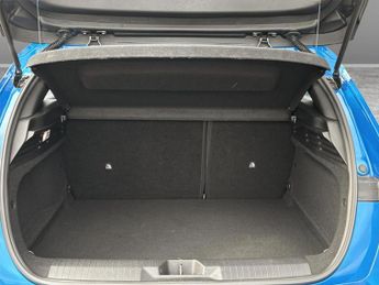 Vauxhall Astra 115kW Design 54kWh 5dr Auto