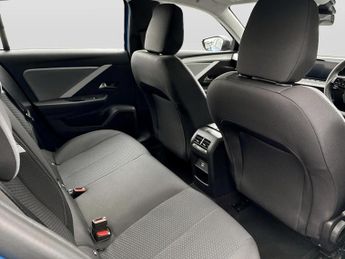 Vauxhall Astra 115kW Design 54kWh 5dr Auto