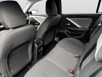 Vauxhall Astra 115kW Design 54kWh 5dr Auto