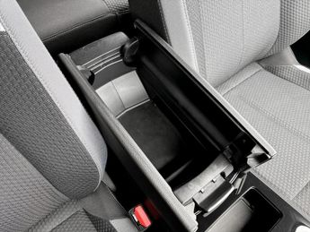 Vauxhall Astra 115kW Design 54kWh 5dr Auto