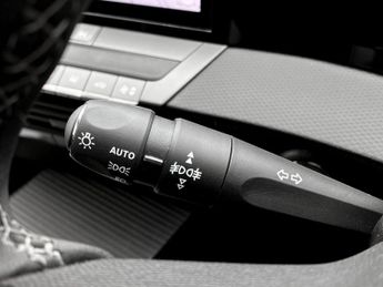 Vauxhall Astra 115kW Design 54kWh 5dr Auto