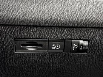 Vauxhall Astra 115kW Design 54kWh 5dr Auto