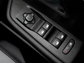 Vauxhall Astra 115kW Design 54kWh 5dr Auto