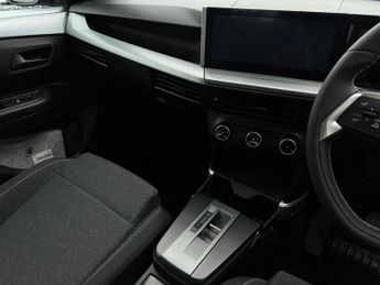 Vauxhall Frontera 83kW Design 44kWh 5dr Auto
