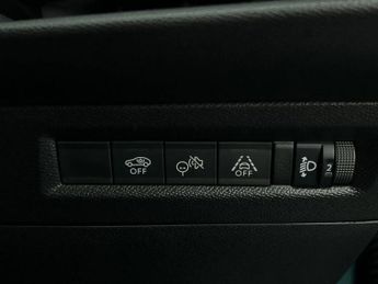 Vauxhall Frontera 83kW Design 44kWh 5dr Auto