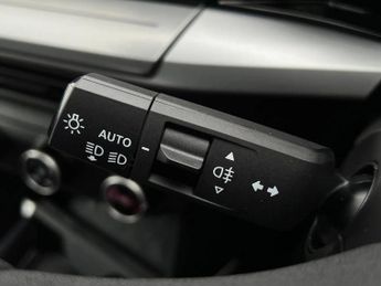 Vauxhall Frontera 83kW Design 44kWh 5dr Auto