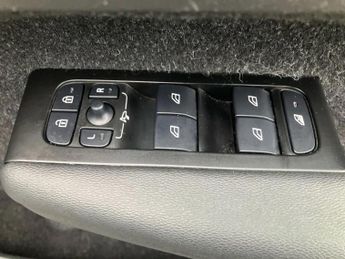 Volvo Xc40 2.0 B4P R DESIGN Pro 5dr Auto