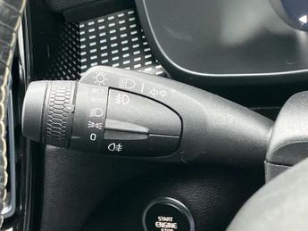 Volvo Xc40 2.0 B4P R DESIGN Pro 5dr Auto