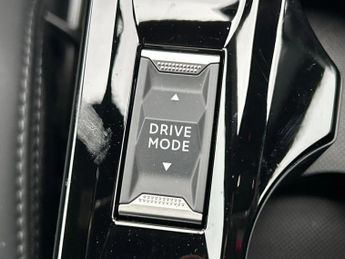 Peugeot 2008 115kW GT Premium 54kWh 5dr Auto