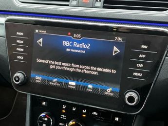 Skoda Superb 1.5 TSI Sport Line 5dr DSG