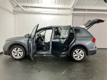Volkswagen Tiguan Allspace 1.5 TSI Life 5dr DSG
