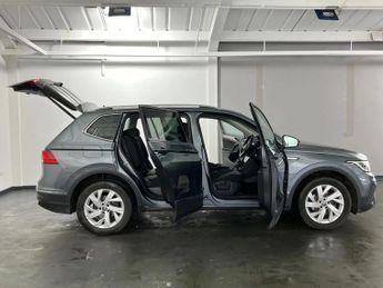 Volkswagen Tiguan Allspace 1.5 TSI Life 5dr DSG