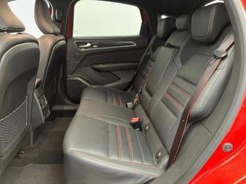 Renault Arkana 1.6 E-TECH Hybrid 145 R.S. Line 5dr Auto