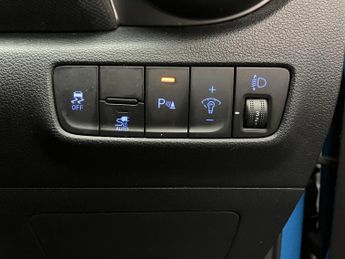Hyundai Kona 150kW Premium 64kWh 5dr Auto