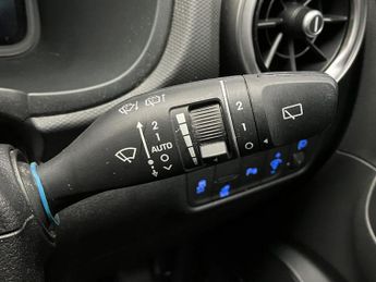 Hyundai Kona 150kW Premium 64kWh 5dr Auto