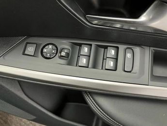 Peugeot 3008 157kW Allure 73kWh 5dr Auto