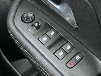 Vauxhall Mokka 100kW Ultimate 50kWh 5dr Auto