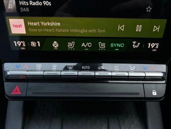 Renault Megane E-Tech EV60 160kW Techno Comfort Range 60kWh 5dr Auto