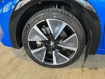 Peugeot 208 100kW GT 50kWh 5dr Auto