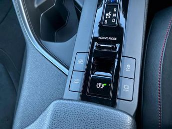 Toyota C-HR 2.0 PHEV GR Sport 5dr CVT