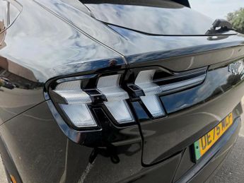 Ford Mustang Mach-E Extended Range 91kWh Premium SUV 5dr Electric Automatic (294 ps)
