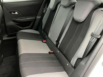 Vauxhall Mokka 100kW Design 50kWh 5dr Auto