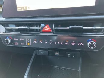 Kia Niro 150kW 4 65kWh 5dr Auto