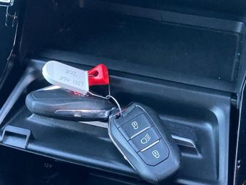 Peugeot 208 100kW GT Premium 50kWh 5dr Auto