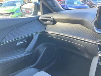 Peugeot 2008 100kW GT Premium 50kWh 5dr Auto