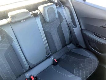 Peugeot 2008 100kW GT Premium 50kWh 5dr Auto