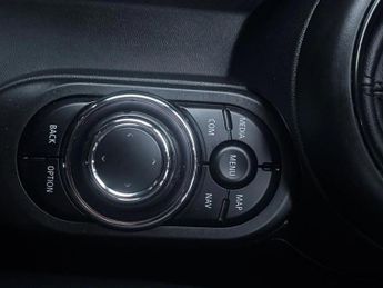 Mini Hatch 1.5 Cooper Sport 5dr Auto