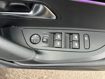 Peugeot 2008 115kW GT 54kWh 5dr Auto