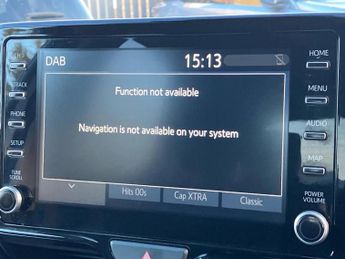 Toyota Yaris 1.5 Hybrid Design 5dr CVT