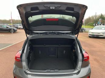 Ford Focus 1.0 EcoBoost Hybrid mHEV 155 ST-Line Vign 5dr Auto