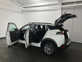 Peugeot 2008 100kW Active Premium+ 50kWh 5dr Auto