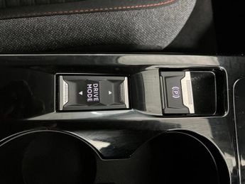 Peugeot 2008 100kW Active Premium+ 50kWh 5dr Auto